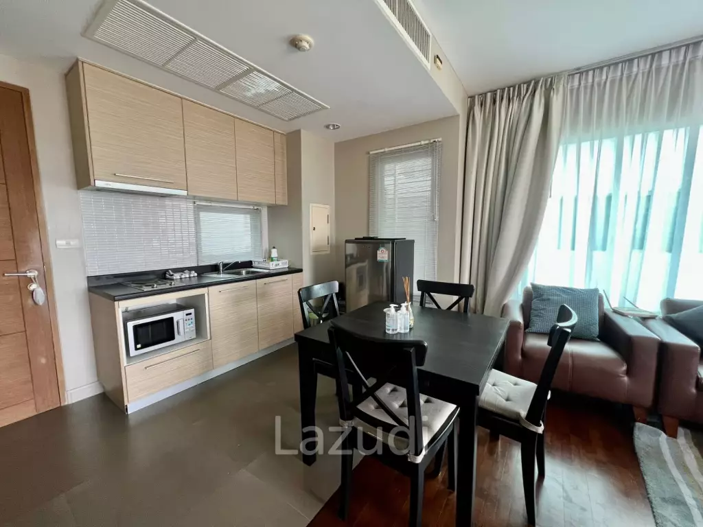 BAAN SAN DAO : Beachfront 2 Bed condo in town