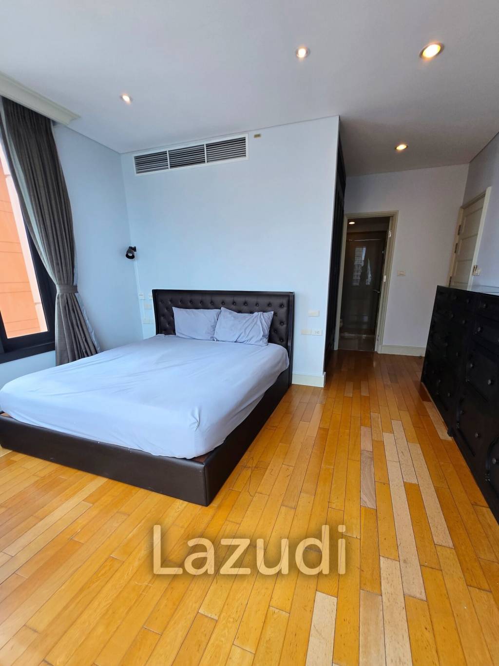 2 Bed 3 Bath 155 SQ.M Aguston Sukhumvit 22