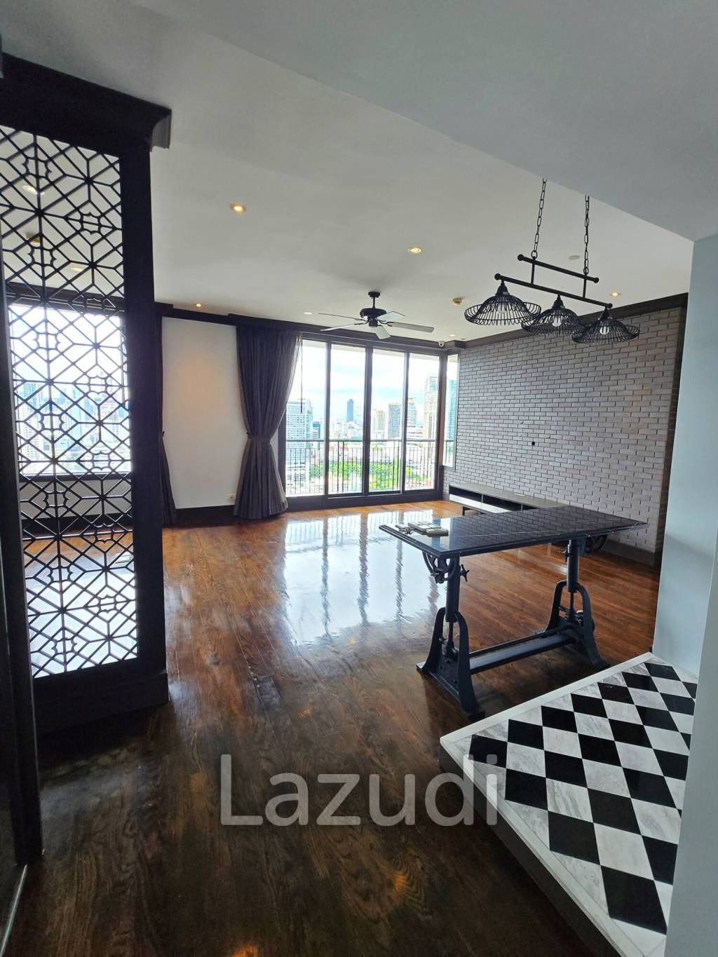 2 Bed 3 Bath 155 SQ.M Aguston Sukhumvit 22