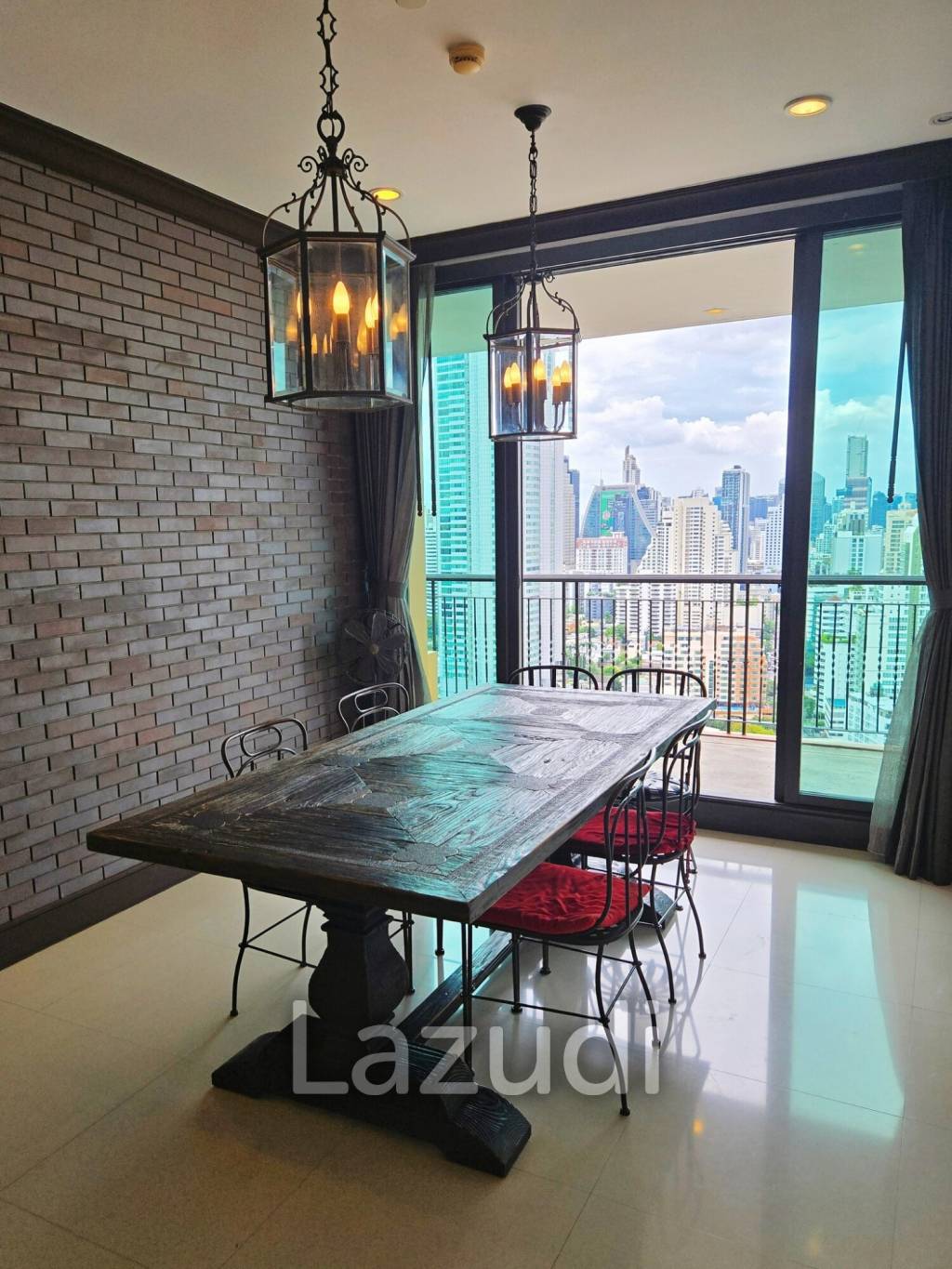 2 Bed 3 Bath 155 SQ.M Aguston Sukhumvit 22