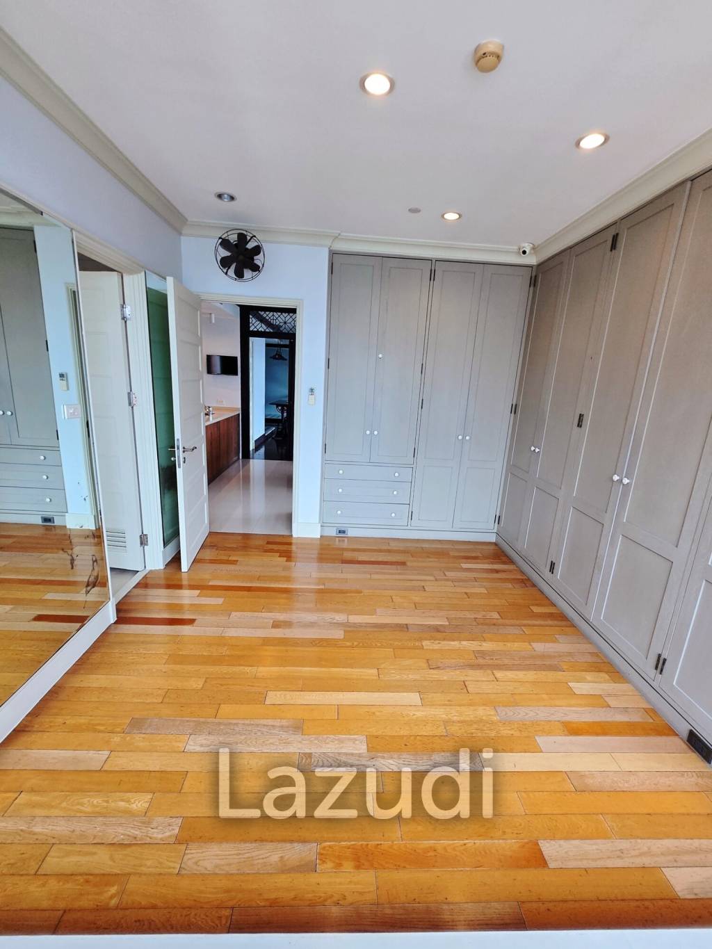 2 Bed 3 Bath 155 SQ.M Aguston Sukhumvit 22