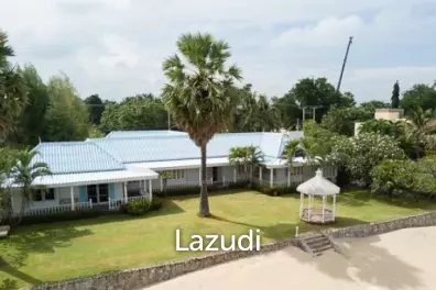 Fantastic Absolute Beachfront 5 bed Villa in Pak Nam Pran