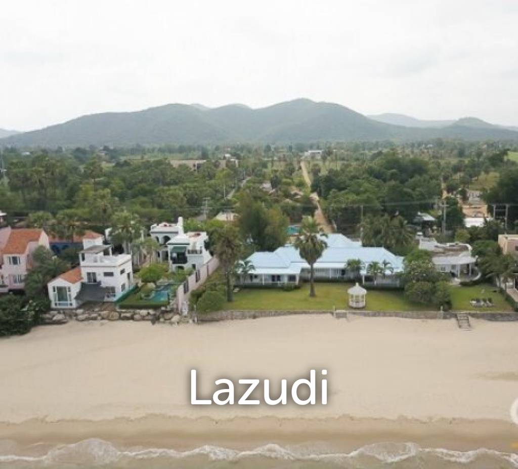 Fantastic Absolute Beachfront 5 bed Villa in Pak Nam Pran