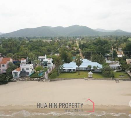 Fantastic Absolute Beachfront 5 bed Villa in Pak Nam Pran