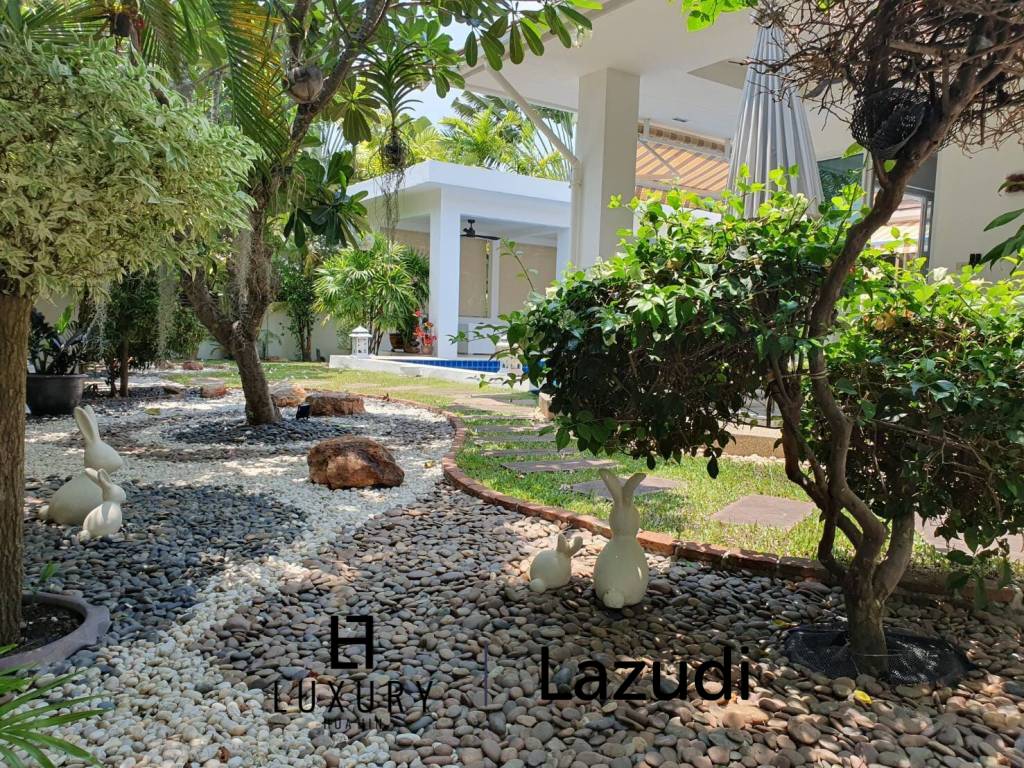 White Stone Villa: 3 bed 2 bath