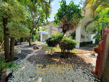 White Stone Villa: 3 bed 2 bath