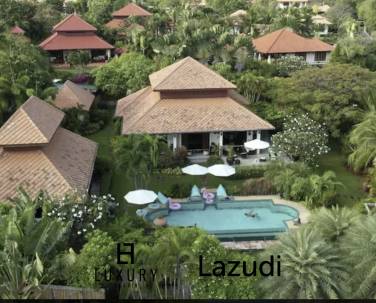 4 Bed 6 Bath Villa For Sale