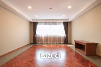 3 Bedrooms 3 Bathrooms 160 SQ.M United Tower