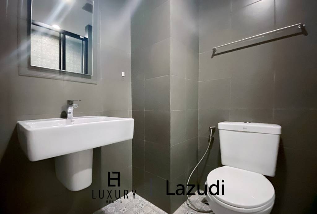 La Casita : Studio Condo In Town