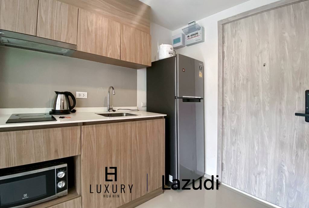 La Casita : Studio Condo In Town