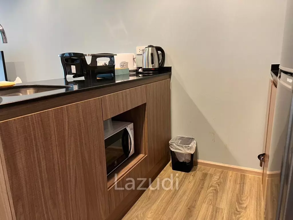 RAIN CONDO :  Nice 1 Bed beachfront condo