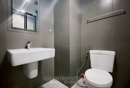 La Casita: Studio Condo In Town
