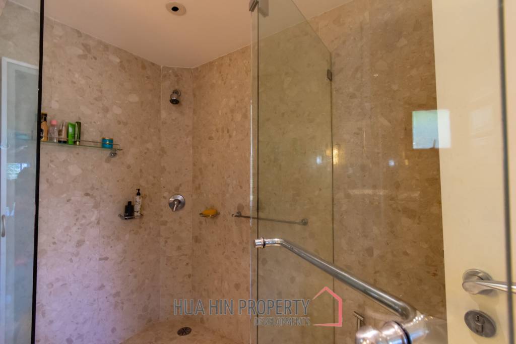 PALM HILL CONDO : 4 bed ground floor