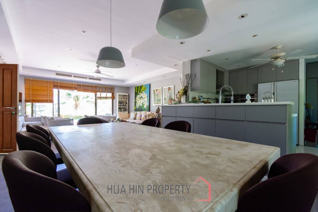 PALM HILL CONDO : 4 bed ground floor