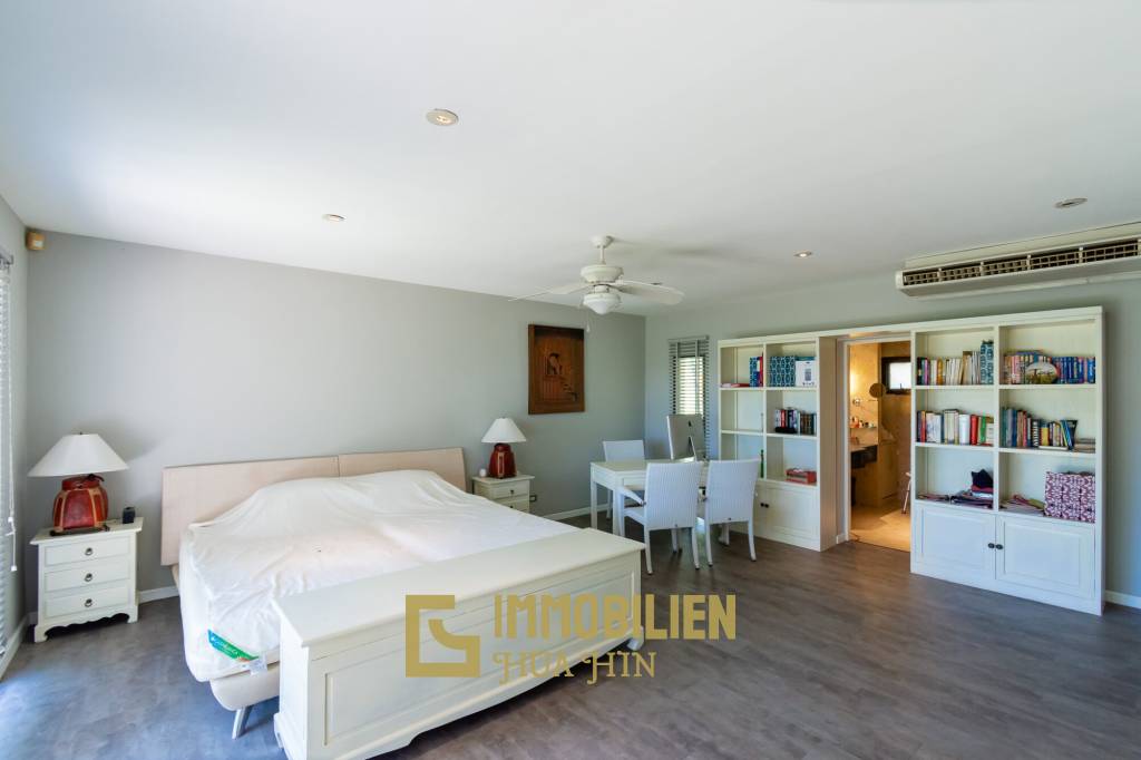 PALM HILL CONDO : 4 bed ground floor