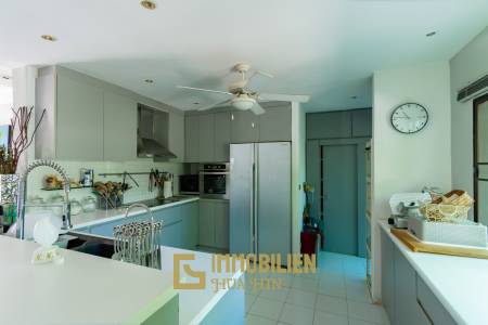 PALM HILL CONDO : 4 bed ground floor