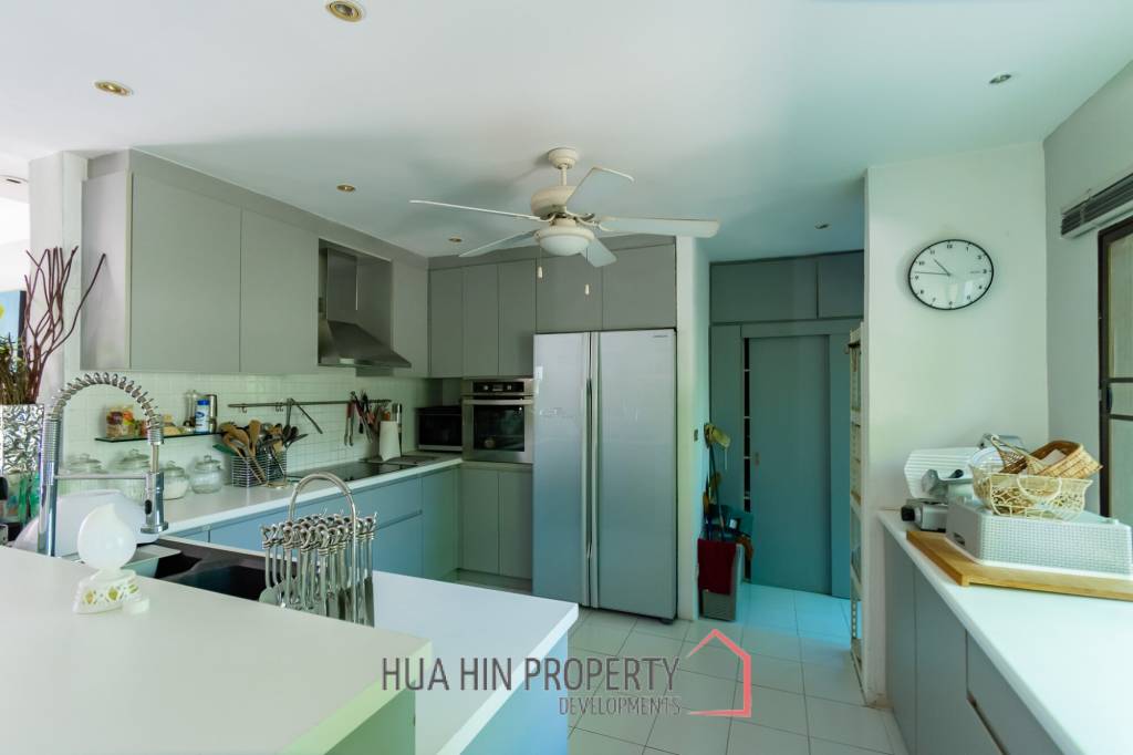 PALM HILL CONDO : 4 bed ground floor