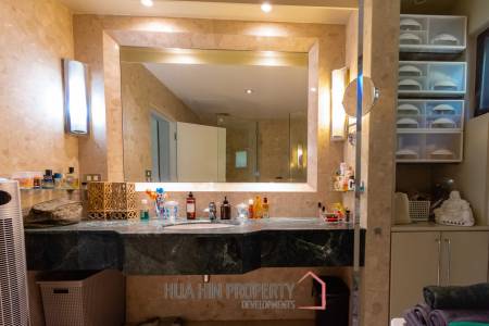 PALM HILL CONDO : 4 bed ground floor