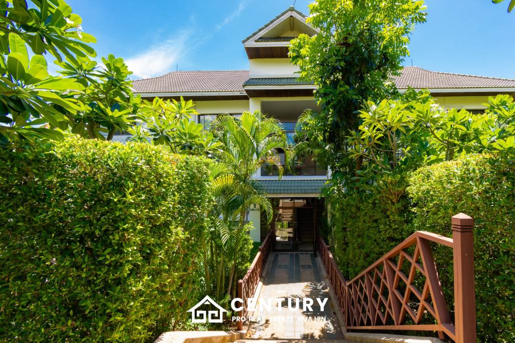 PALM HILL CONDO : 4 bed ground floor