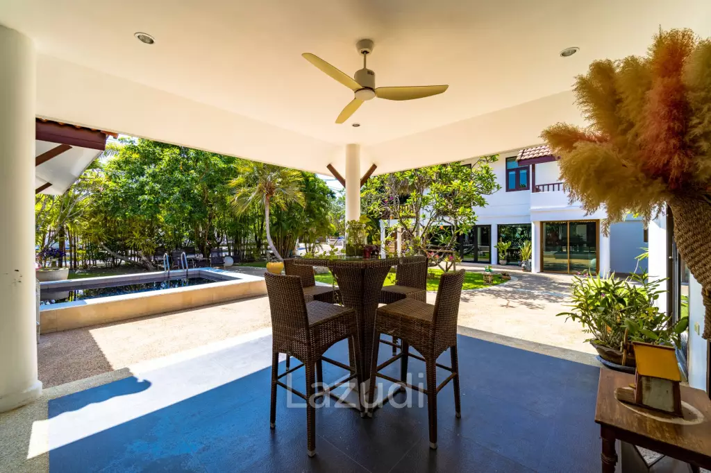 Royal Garden: Beautiful 5 bedroom Pool Villa