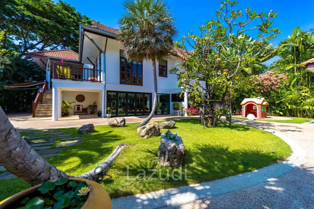 Royal Garden: Beautiful 5 bedroom Pool Villa