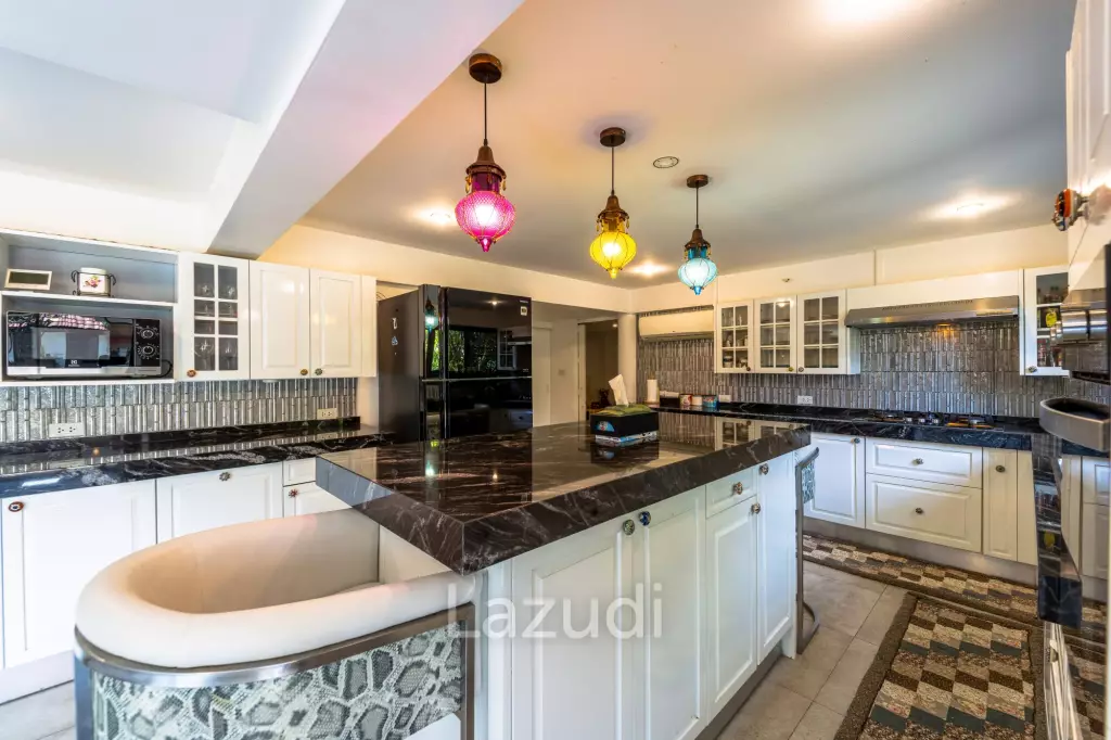 Royal Garden: Beautiful 5 bedroom Pool Villa