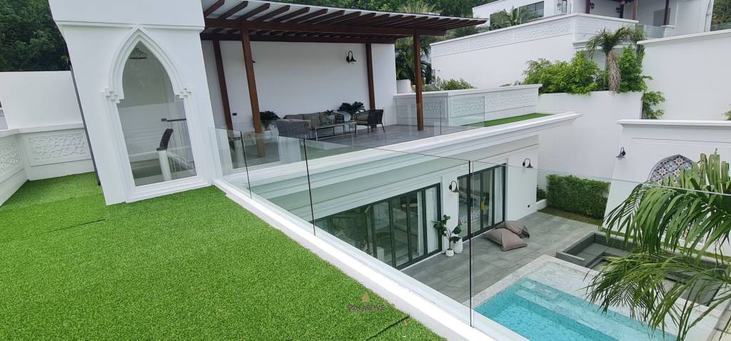 Exclusive Menara Hill Villa in Si Sunthon, Phuket