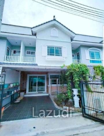 3 Bed 3 Bath 23 SQ.M Bristol Park Pattaya