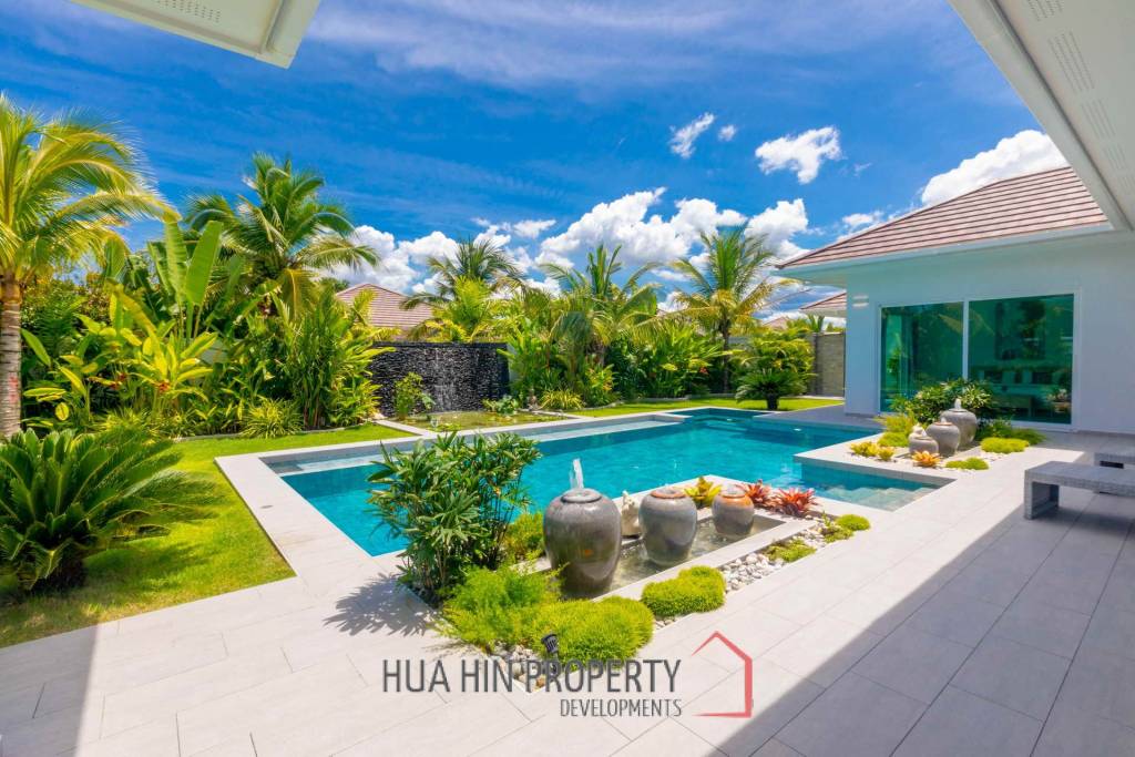 Palm Avenue : 3 Bedroom Pool Villa - New Development