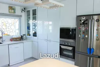 SOI 88 : Modern Style 4 Bed Pool Villa