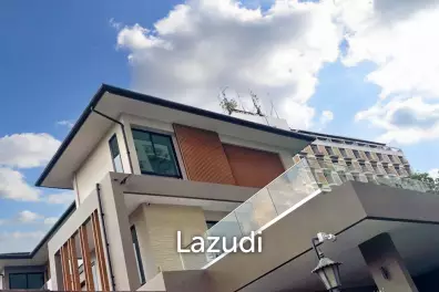 7 Bed 8 Bath 625 SQ.M House in Soi Intamara 29