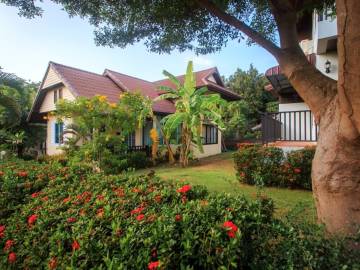 4-Bed House Close to Bang Rak and Big Buddha