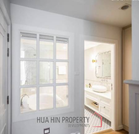 CONDO MALIBU  :  2 bed beachfront condo