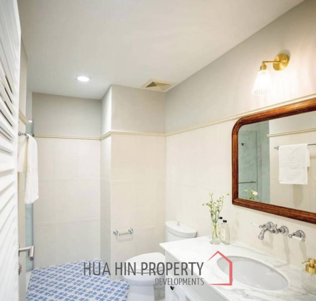 CONDO MALIBU  :  2 bed beachfront condo
