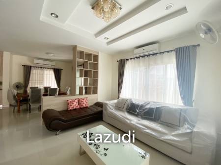 4 Beds 350 SQ.M House for Rent in Rim Kok