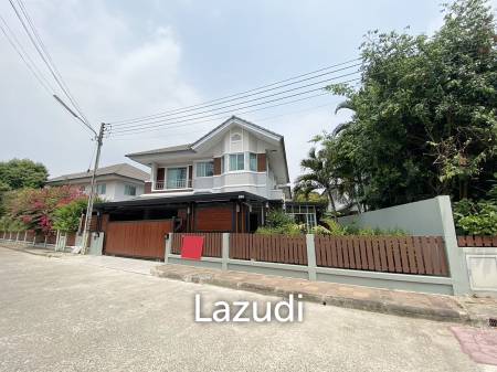 4 Beds 350 SQ.M House for Rent in Rim Kok