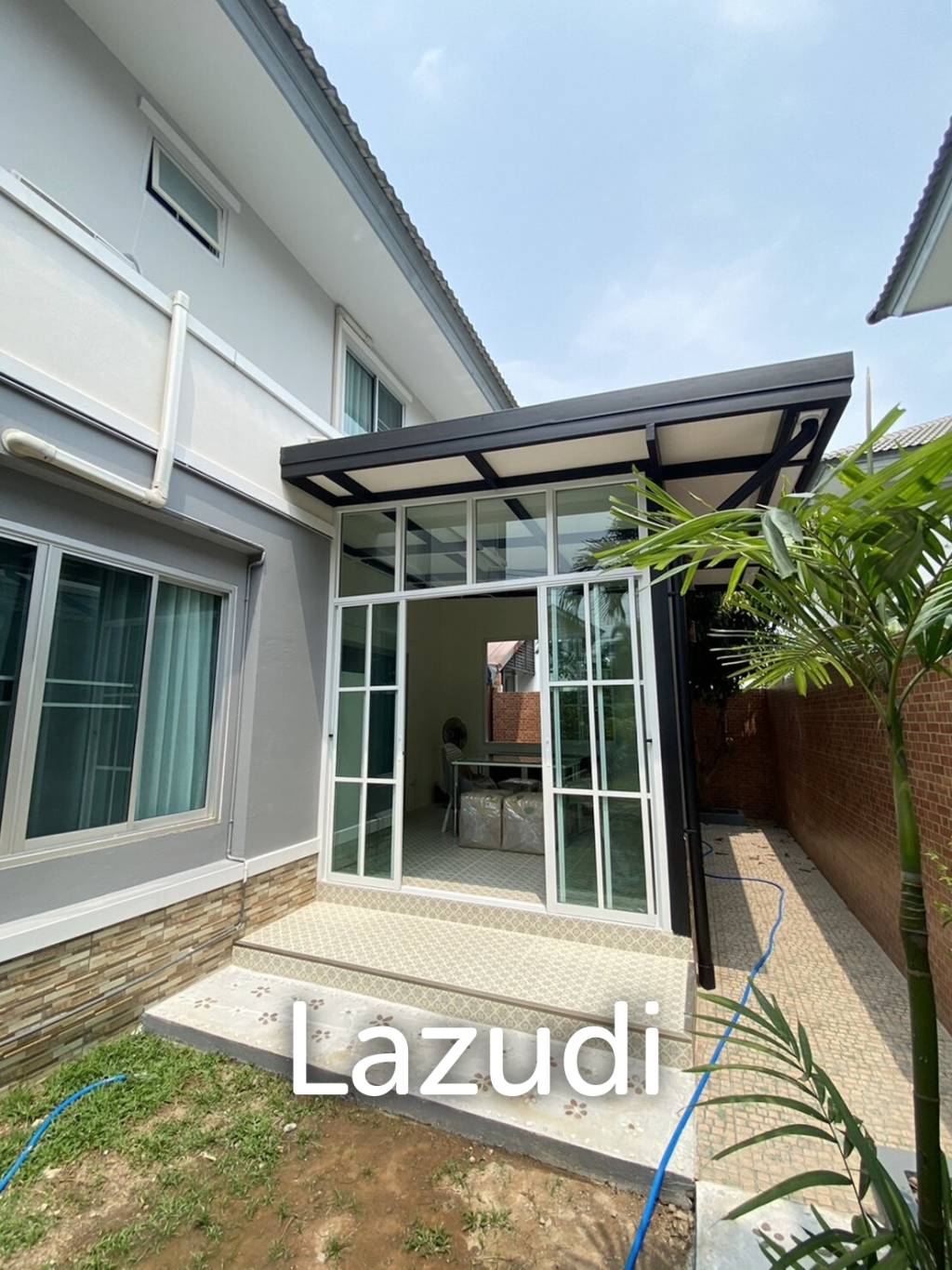 4 Beds 350 SQ.M House for Rent in Rim Kok