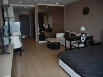 Studio condo for sale at Sky Walk Condominium