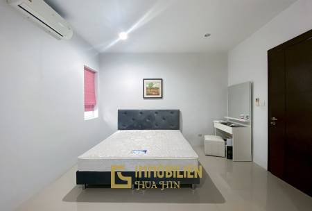 La Sierra: 2 Schlafzimmer Pool Villa in der Soi 102