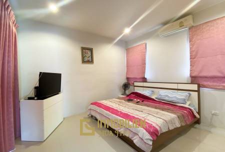 La Sierra: 2 Schlafzimmer Pool Villa in der Soi 102