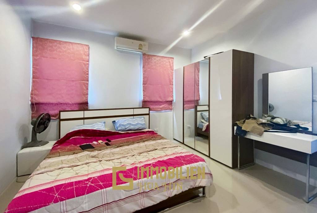La Sierra: 2 Schlafzimmer Pool Villa in der Soi 102