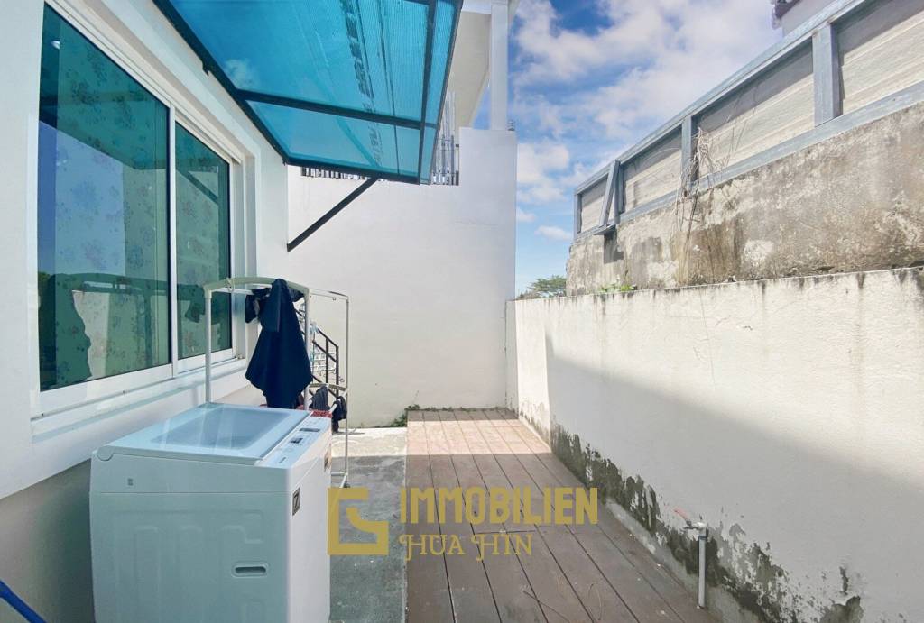 La Sierra: 2 Schlafzimmer Pool Villa in der Soi 102