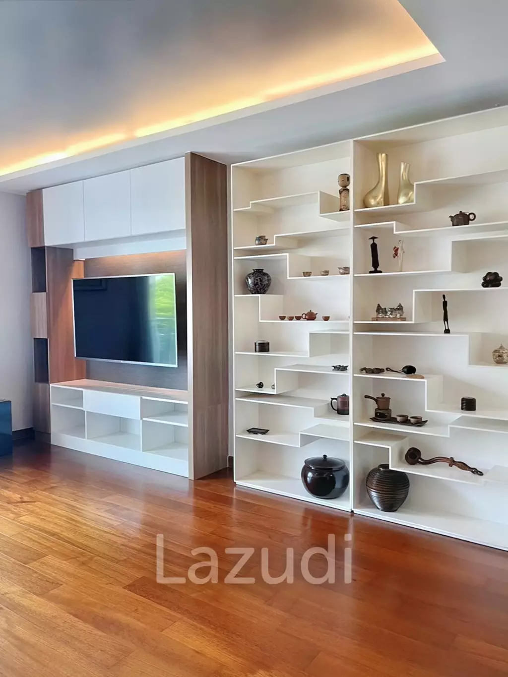 2 Bed 74 SQ.M Interlux Premiers Sukhumvit 13