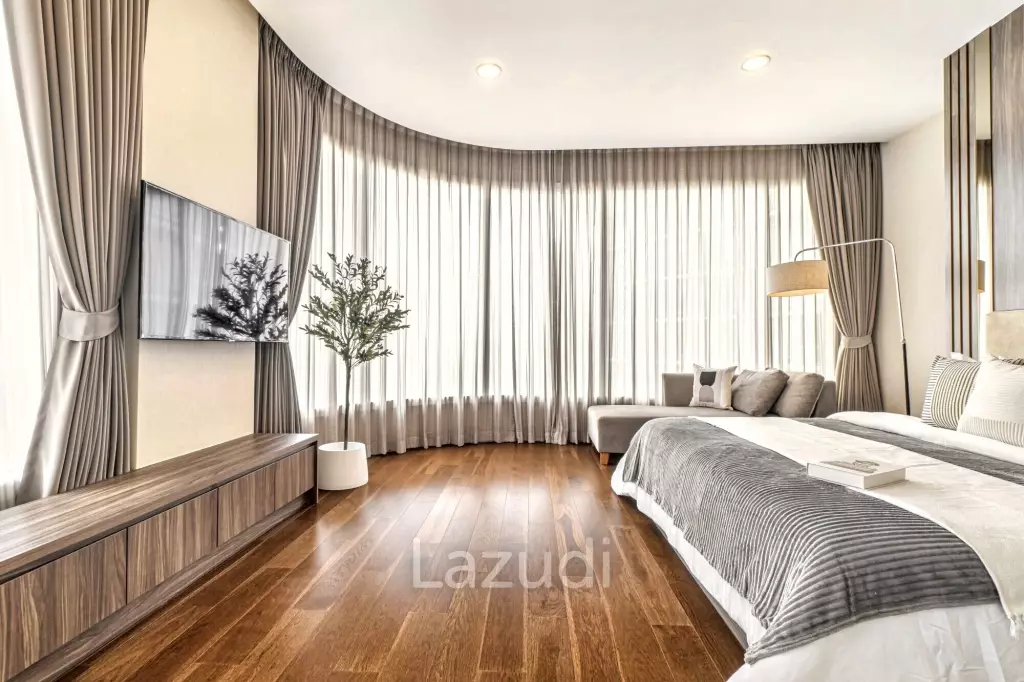 3 Bedrooms 3 Bathrooms 160 Sq.M. Menam Residence
