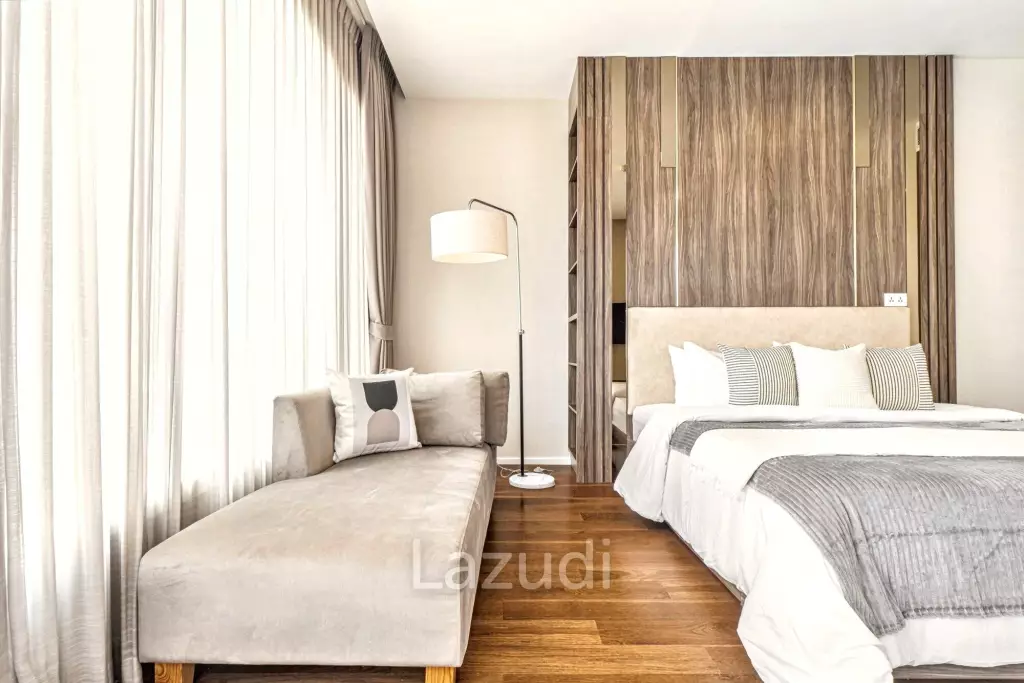 3 Bedrooms 3 Bathrooms 160 Sq.M. Menam Residence