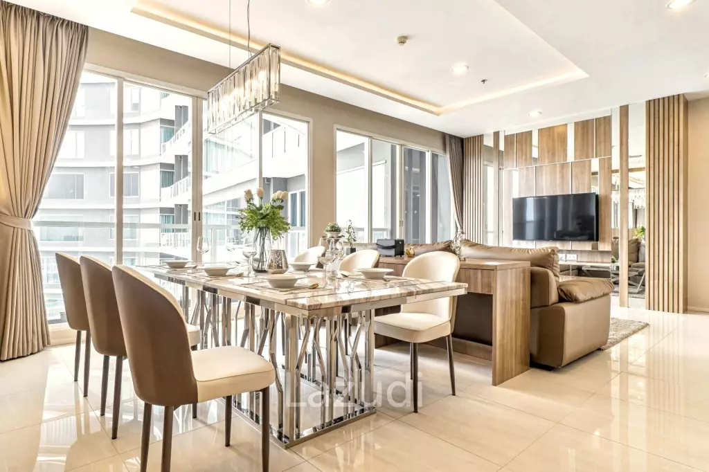 3 Bedrooms 3 Bathrooms 160 Sq.M. Menam Residence