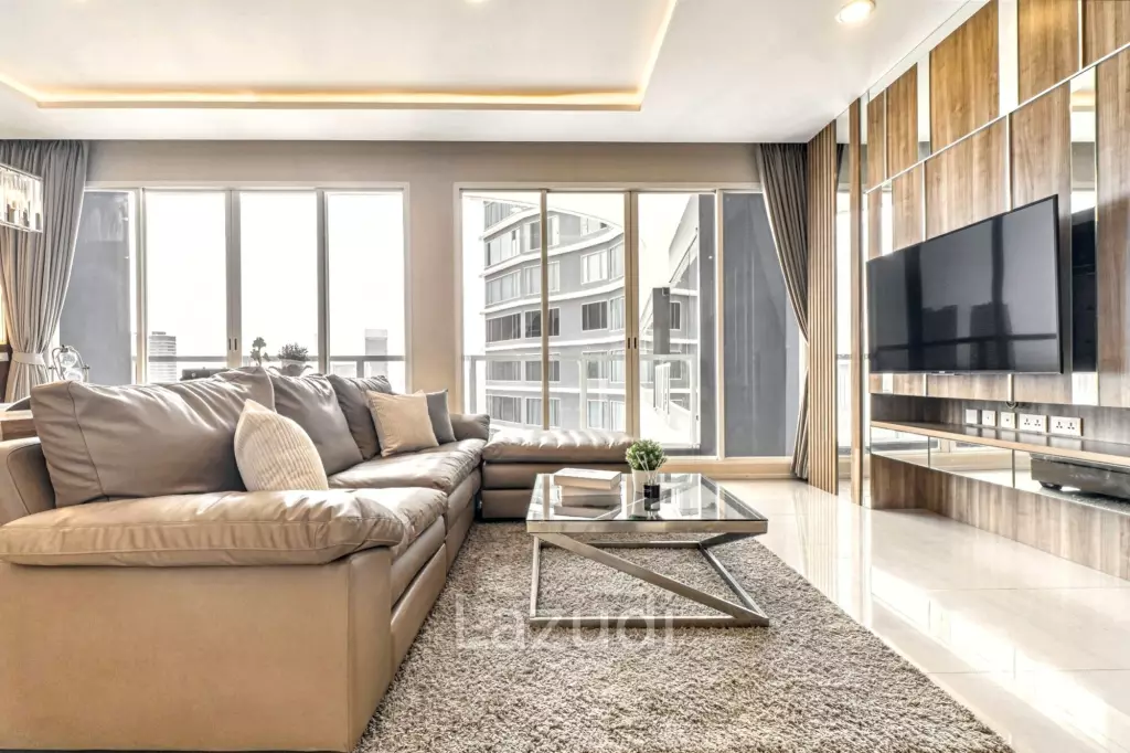 3 Bedrooms 3 Bathrooms 160 Sq.M. Menam Residence