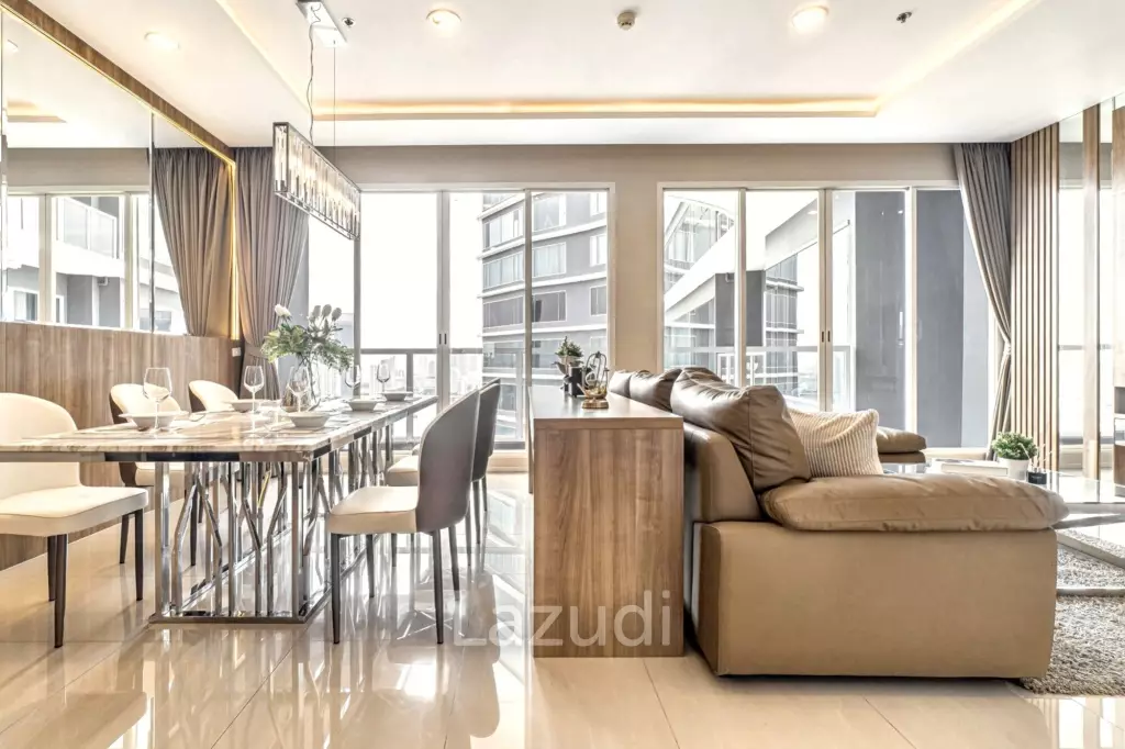 3 Bedrooms 3 Bathrooms 160 Sq.M. Menam Residence