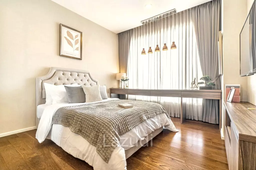 3 Bedrooms 3 Bathrooms 160 Sq.M. Menam Residence