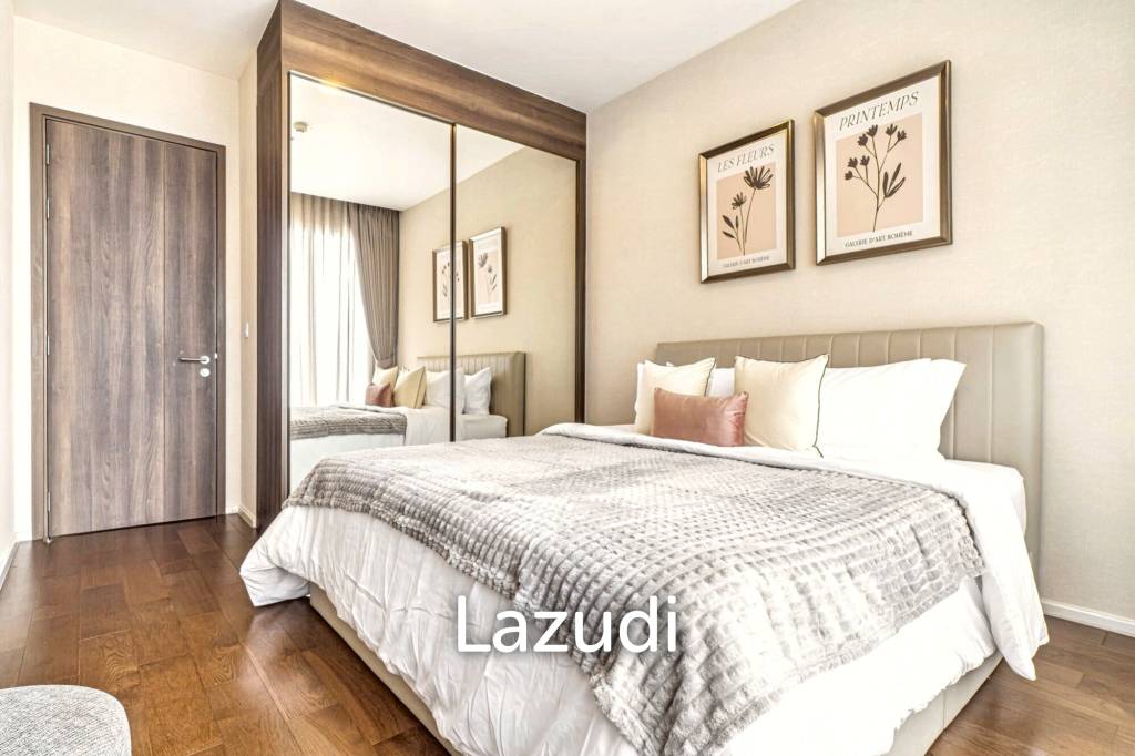 3 Bedrooms 3 Bathrooms 160 Sq.M. Menam Residence